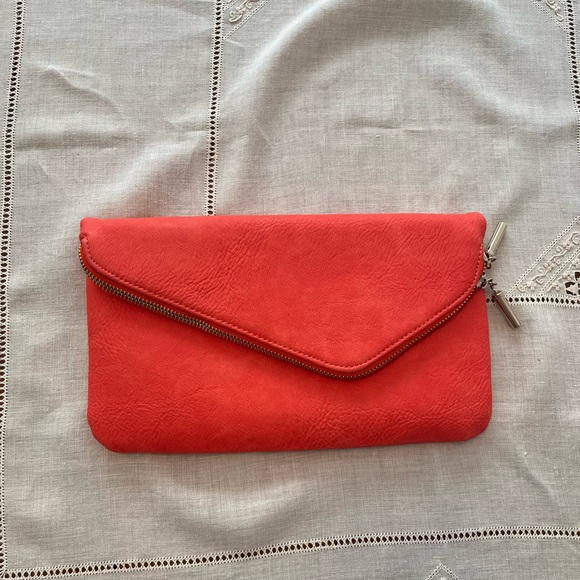 🌷 Large Envelope Clutch 🌷 - Picture 6 of 7